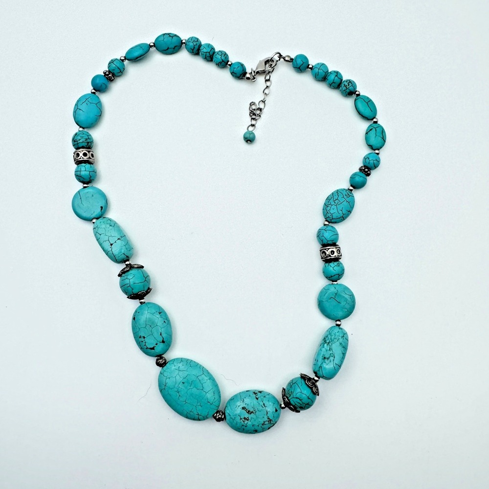 Handmade Turquoise Colored Beaded Necklace Silver Accents Adjustable Southwest
